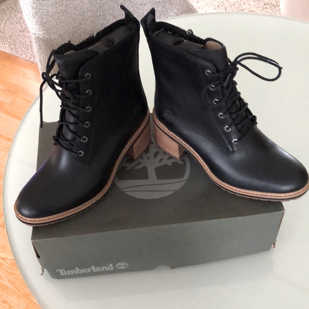 Timberland Sienna High Waterproof side zip size 7 new in box NWT